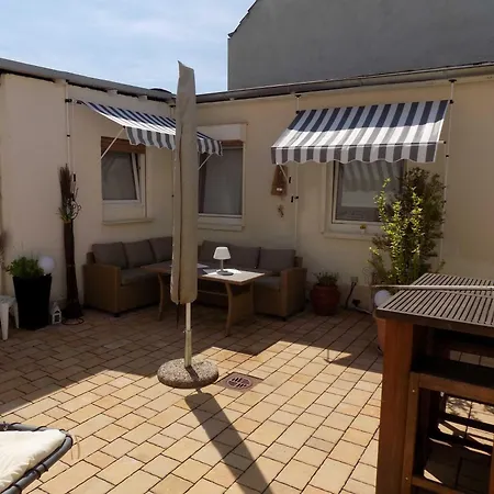 Cornelia アパート